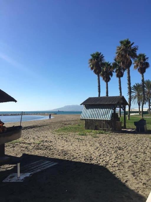 Estudio 1 Primera Linea Playa Malaga Luaran gambar