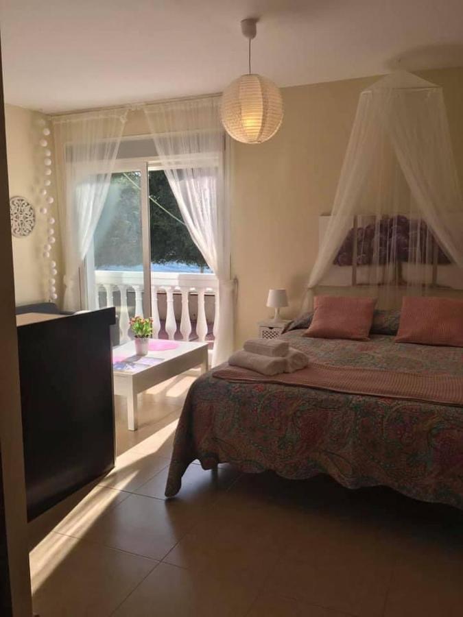 Estudio 1 Primera Linea Playa Malaga Luaran gambar